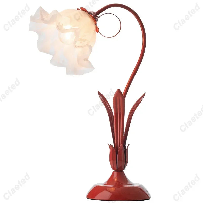 Retro French Romantic Flower Desk Lamp Atmosphere Sense Bedside Table Lights Cream Style Pastoral Country for Home Bedroom