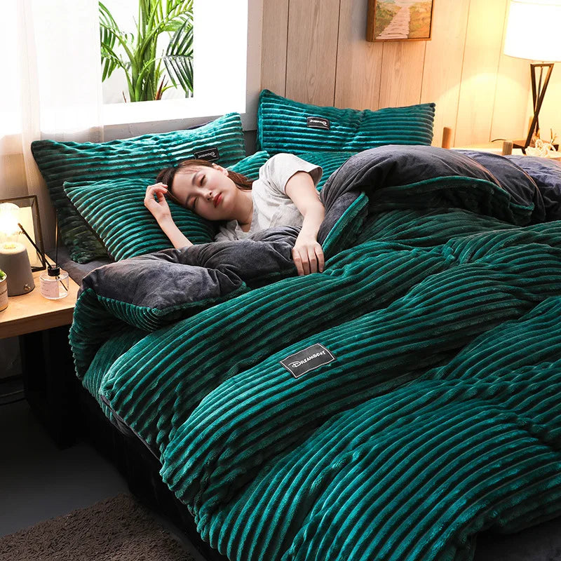 Winter Warm 3Pcs Bedding Sets Double Bed Quilt Cover Thick Double-Sided Velvet King Twin Queen Size Duvet Cover with Pillowscase