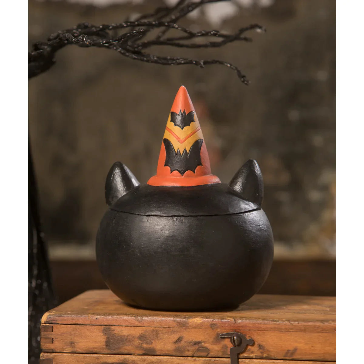 Batty Barnum Container by Johanna Parker for Bethany Lowe-2
